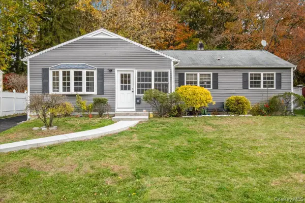 16 Meadow Road, Montrose, NY 10548