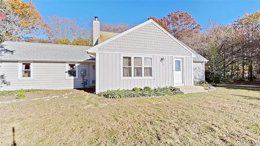 25 Hawthorne Street, Mount Sinai, NY 11766 - Image #2