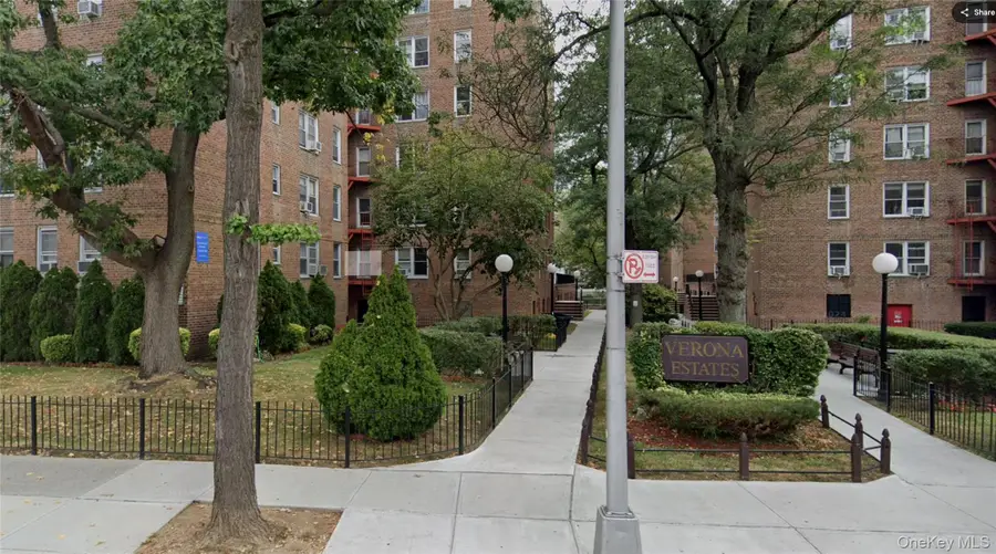 65-35 Yellowstone Blvd #4G, Forest Hills, NY 11375 - Image #2