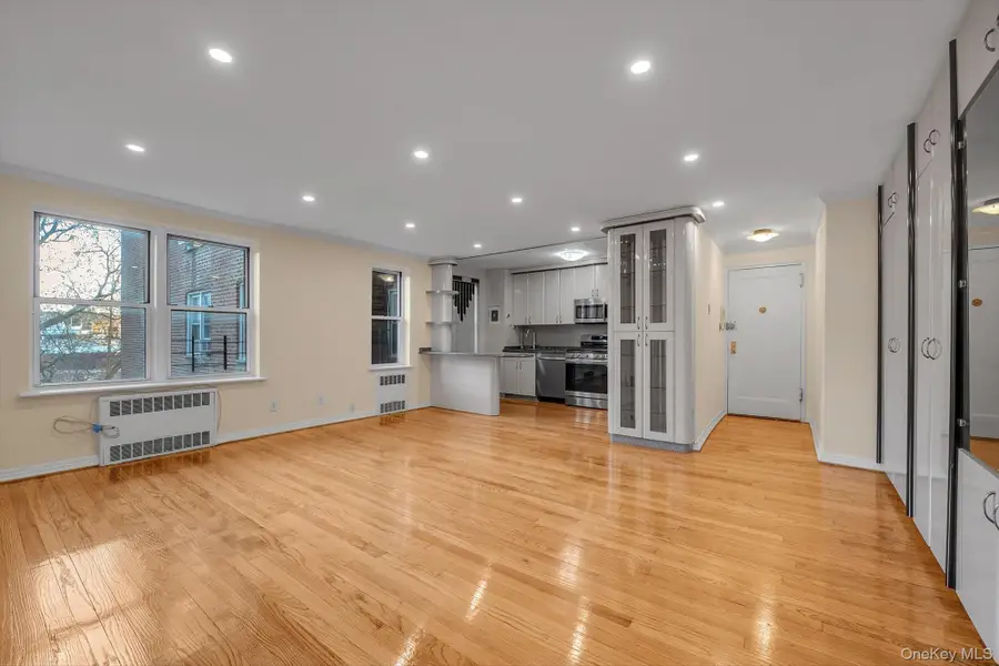 65-35 Yellowstone Blvd #4G, Forest Hills, NY 11375 - Image #3