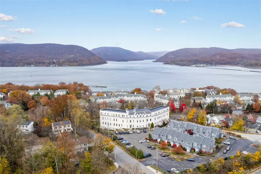 16 Waterview Estate, Peekskill, NY 10566 - Image #2
