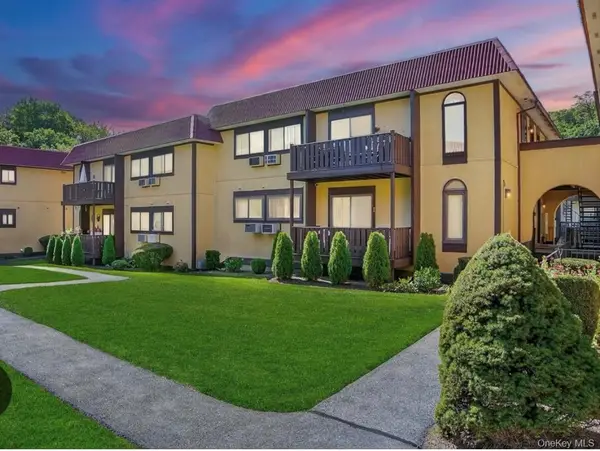 11 Granada Cres #6, White Plains, NY 10603