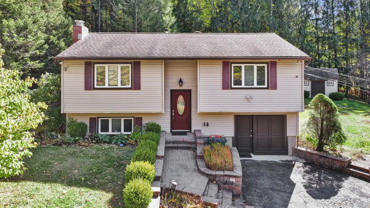 135 Barrett Hill Road, Carmel, NY 10512 - Image #1