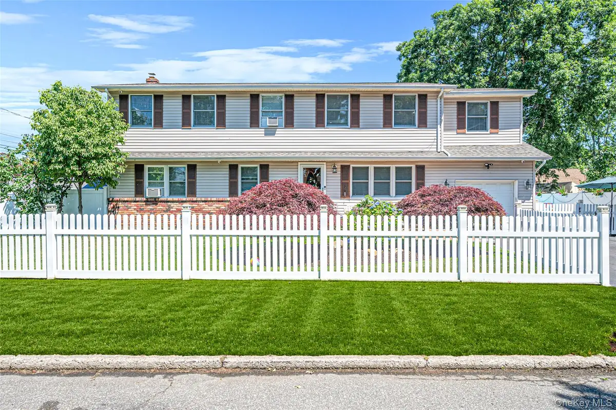 201 Oakland Avenue, Deer Park, NY 11729 - #1