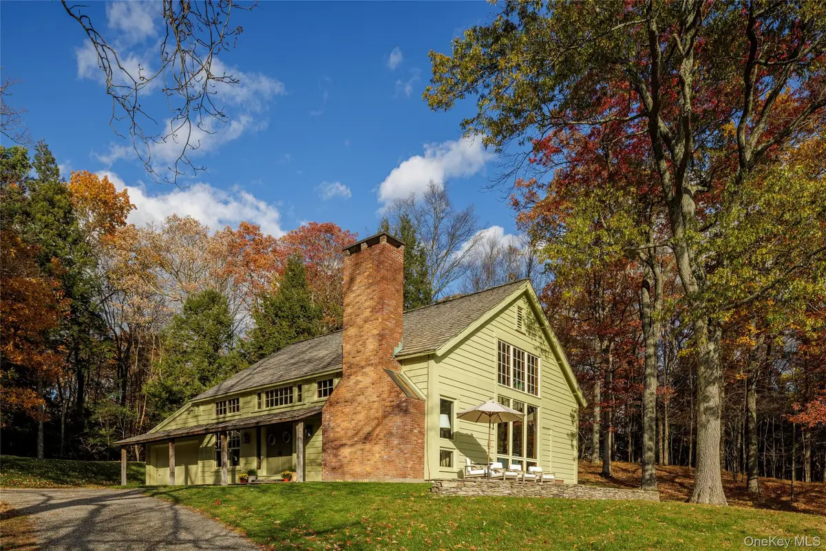 46 Lockrow Road, Troy, NY 12180 - #1