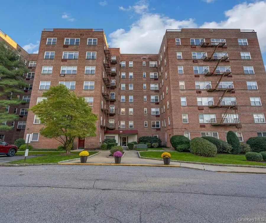 609 Palmer Road #3M, Yonkers, NY 10701 - Image #2