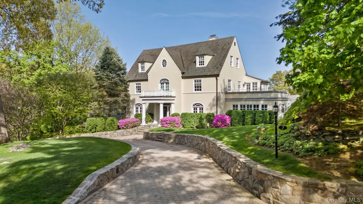 7 Plateau Circle W, Bronxville, NY 10708 - Image #1