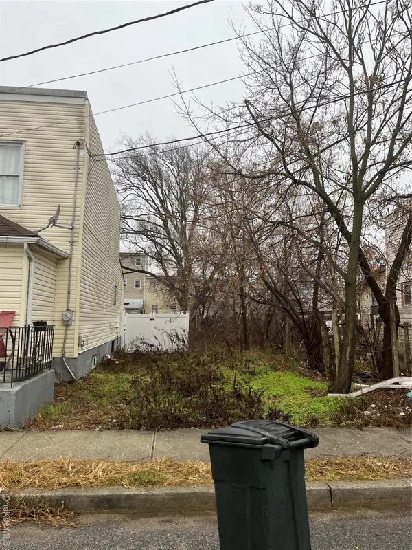 11825 154th Street, Jamaica, NY 11434