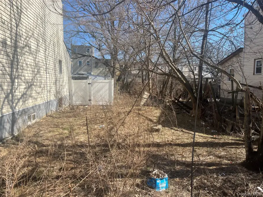 11825 154th Street, Jamaica, NY 11434 - Image #3