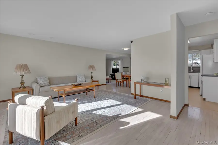 21 Yeoman Drive, East Northport, NY 11731 - Image #3