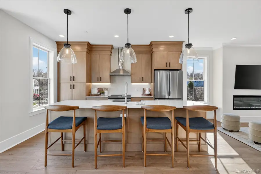 1811 Soundview Court, Yorktown Heights, NY 10598 - Image #3