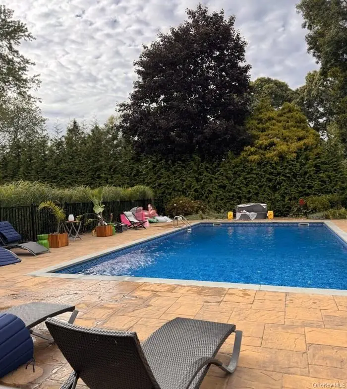 2400 Aldrich Lane, Laurel, NY 11948 - Image #2