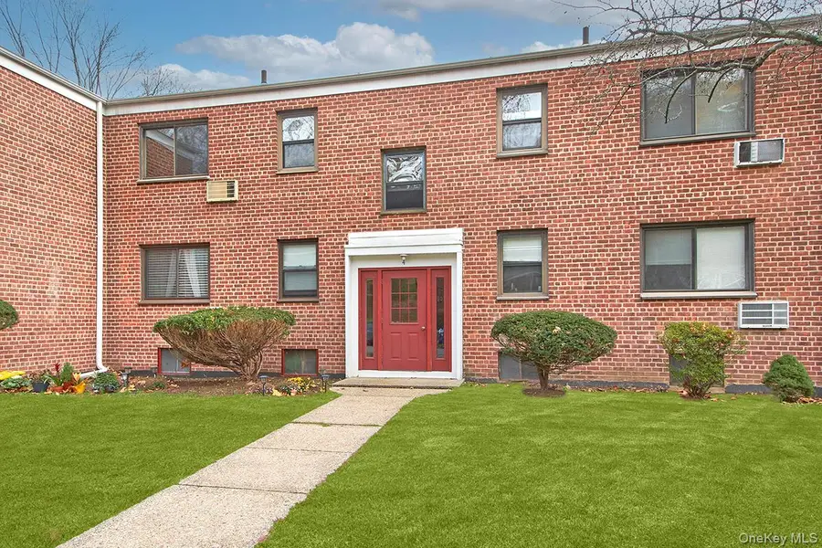 4 Lawrence Drive #C, White Plains, NY 10603 - Image #2