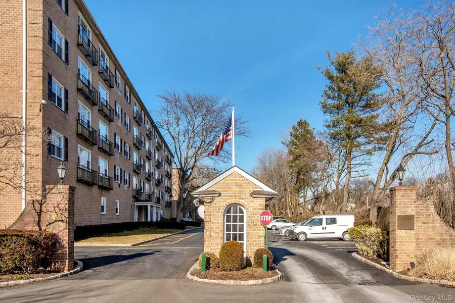 4 Consulate Drive #1B, Tuckahoe, NY 10707 - Image #3