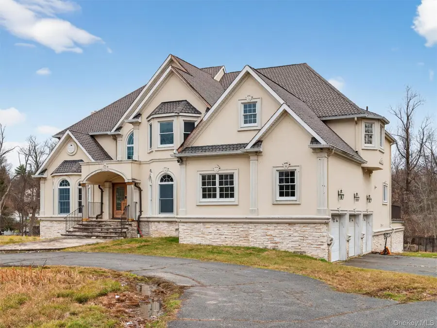 120 E Willow Tree Road, Spring Valley, NY 10977 - Image #2