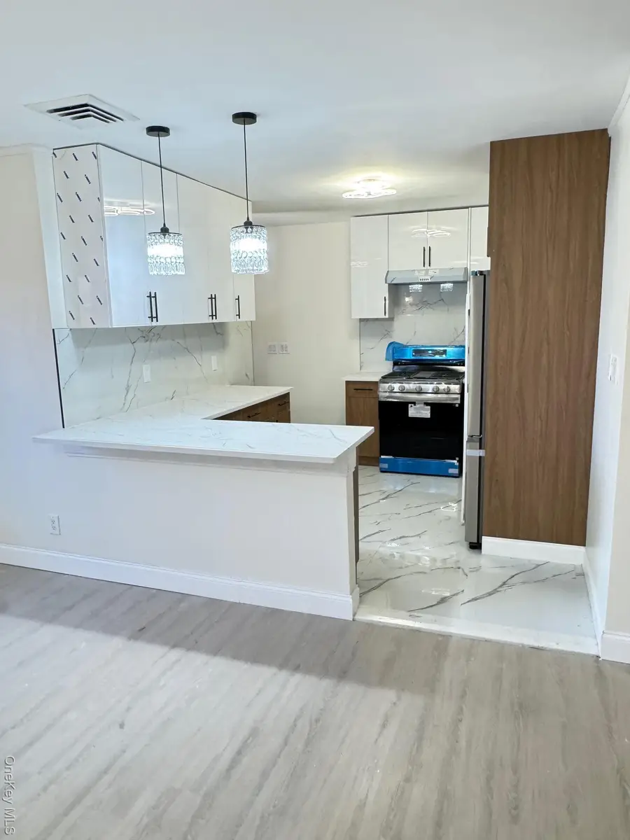 5003 Horatio Parkway, Oakland Gardens, NY 11364 - Image #3