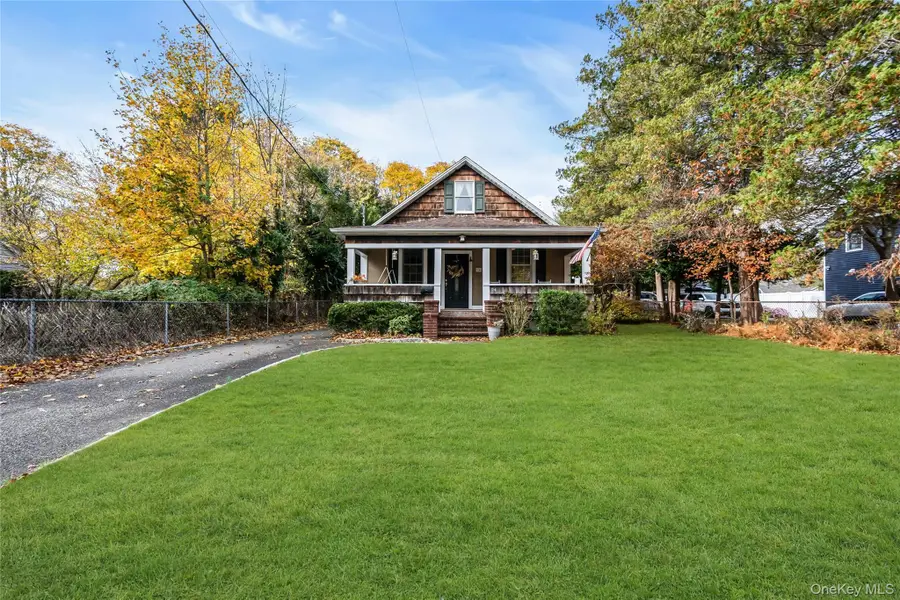 24 Elm Avenue, Smithtown, NY 11787 - Image #3