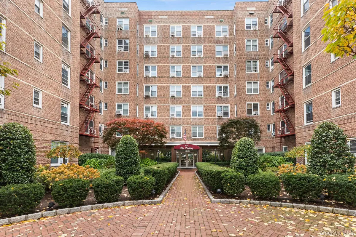 64-11 99th Street #3O4, Rego Park, NY 11374 - Image #1