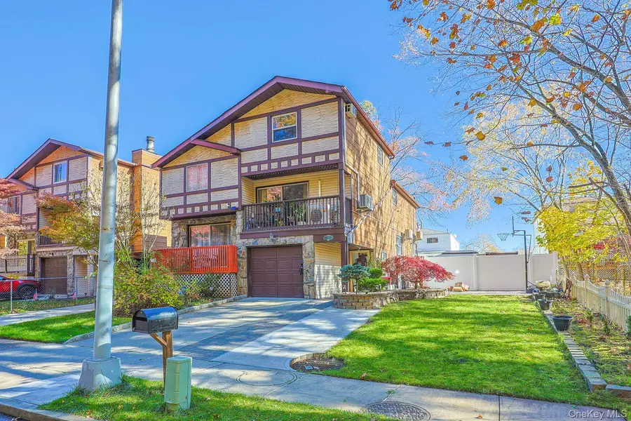 197 Park Drive N, Staten Island, NY 10314 - Image #3