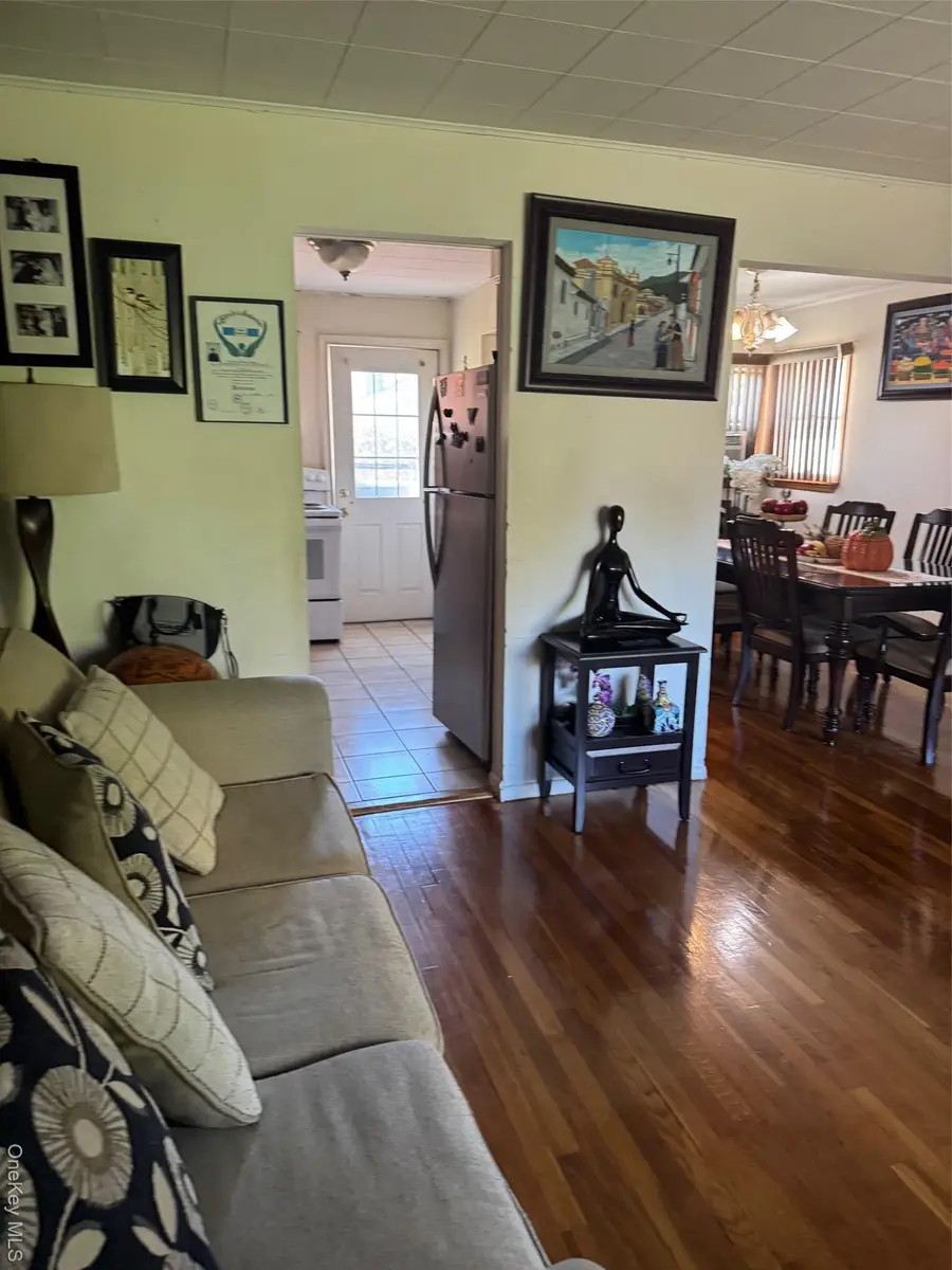 205 Lenox Road, Huntington Station, NY 11746 - Image #3