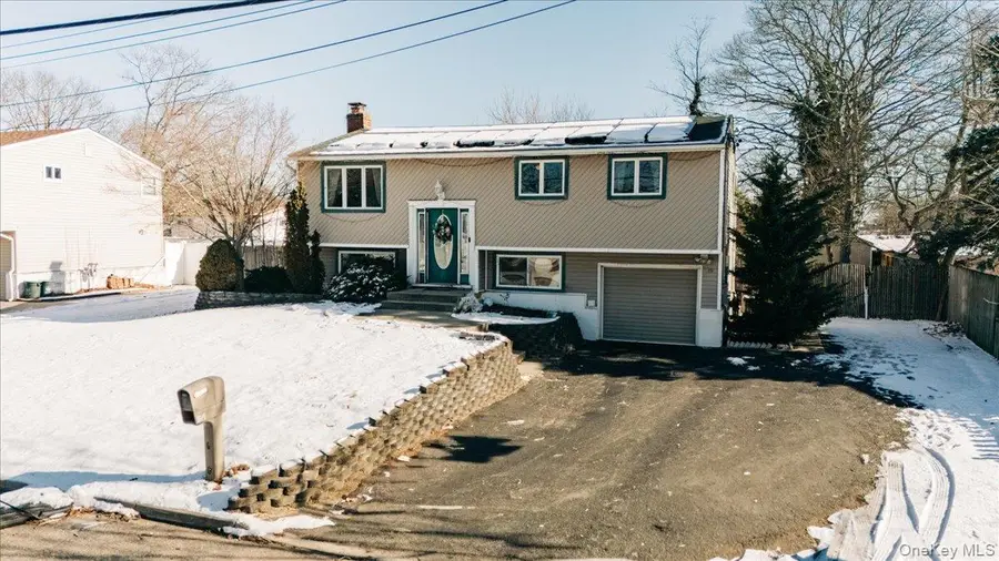 19 Biscayne Drive, Selden, NY 11784 - #2