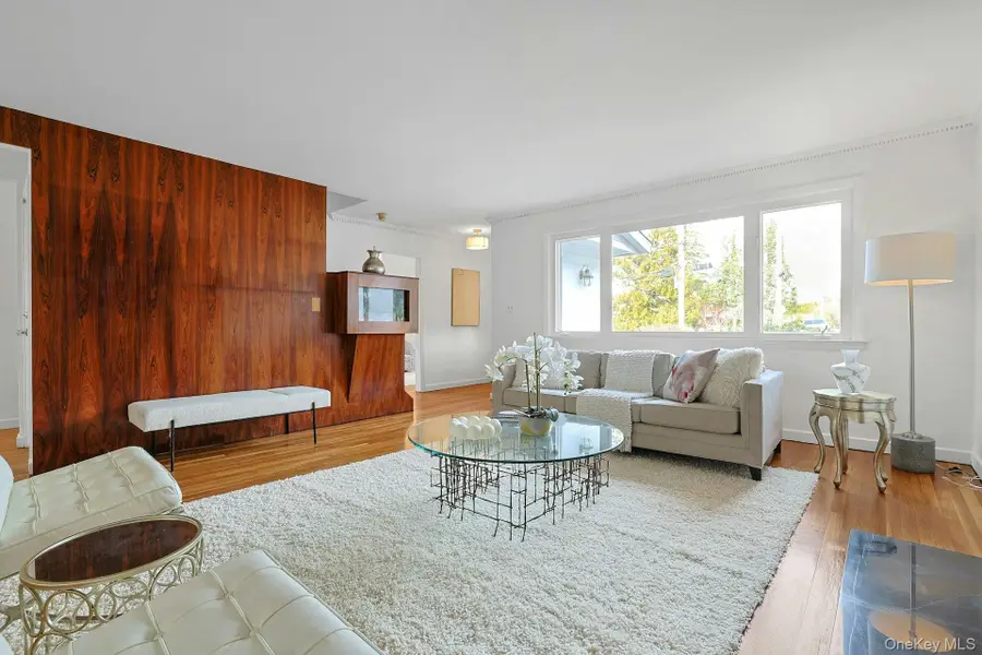 12 Cross Hill Road, Eastchester, NY 10709 - Image #3