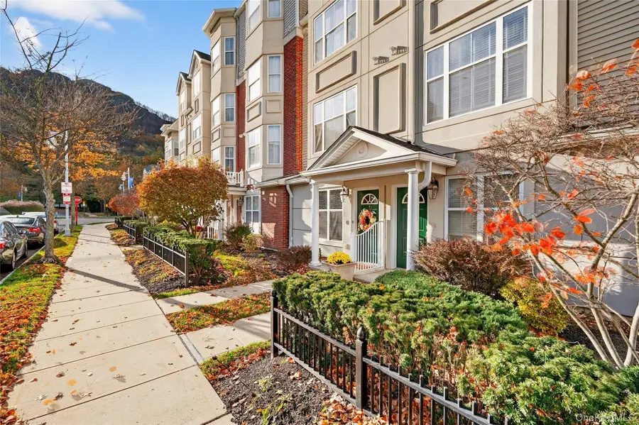 14 Harbor Pointe Drive, Haverstraw, NY 10927 - Image #3