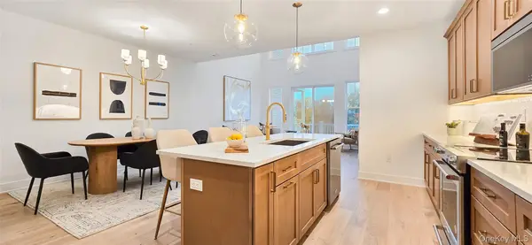 2088 Summit Loop #79, Carmel, NY 10512