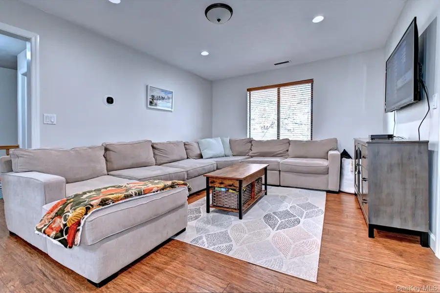 967 Skyline Drive, Coram, NY 11727 - Image #2