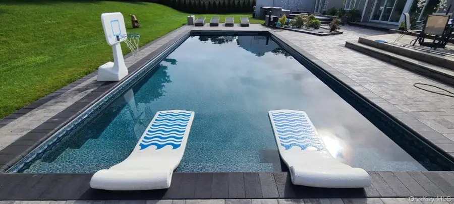 5 Field Lane, Miller Place, NY 11764 - Image #2