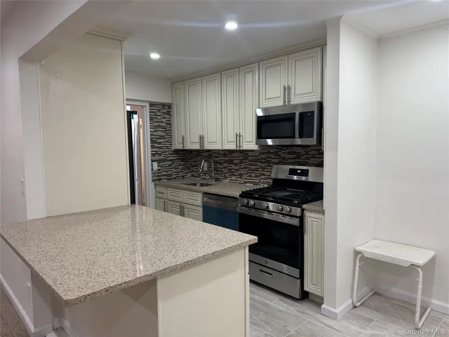 666 Shore Road, Long Beach, NY 11561 - Image #3