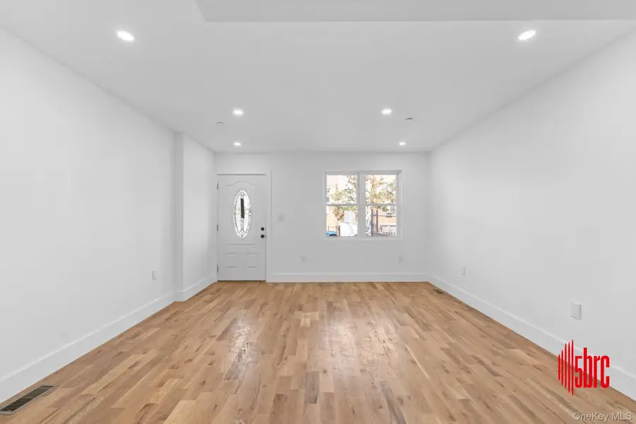 1116 Blake Avenue, Brooklyn, NY 11208 - Image #2