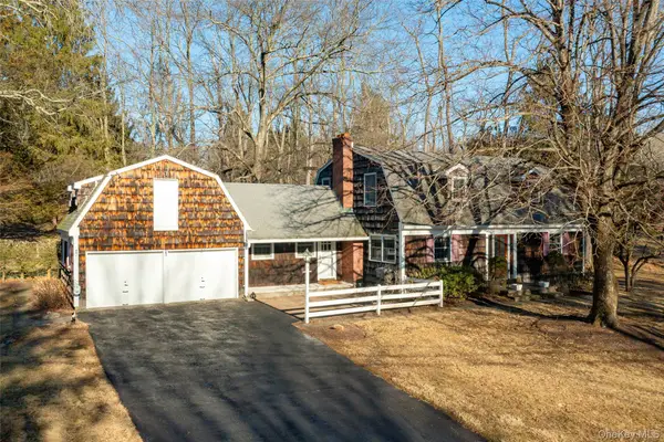 4 Mcallister Drive, Pleasant Valley, NY 12569