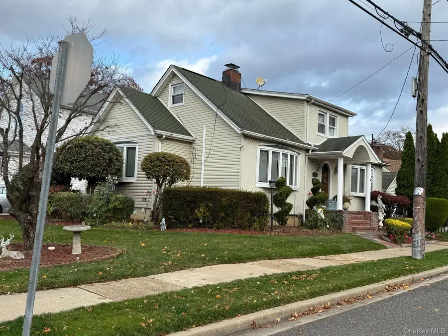 183 N Cottage Street, North Valley Stream, NY 11580 - Image #2