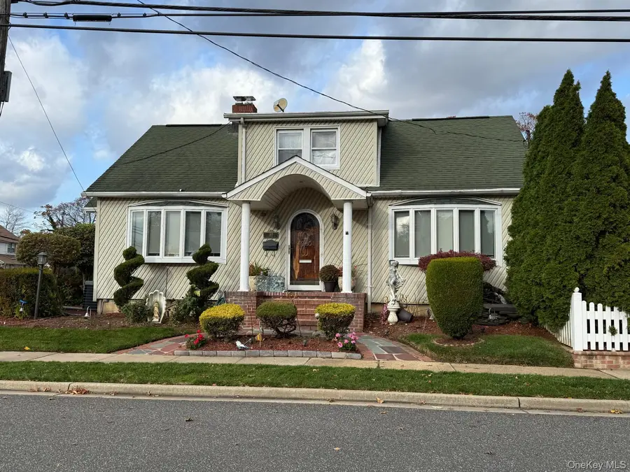 183 N Cottage Street, North Valley Stream, NY 11580 - Image #3