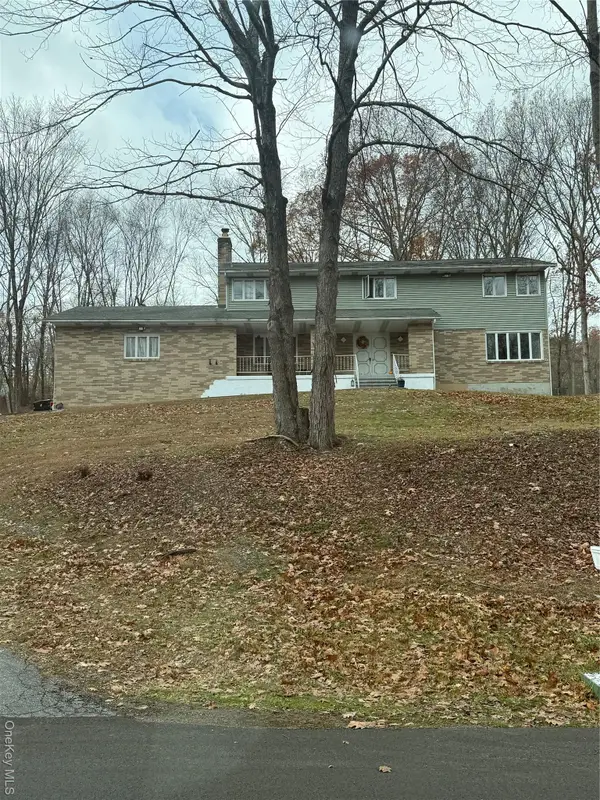 11 Square Woods Drive, Lagrangeville, NY 12540