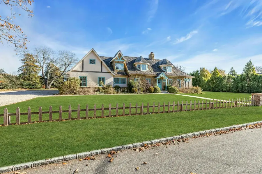 249 Gerritsen Avenue, Bayport, NY 11705 - Image #2