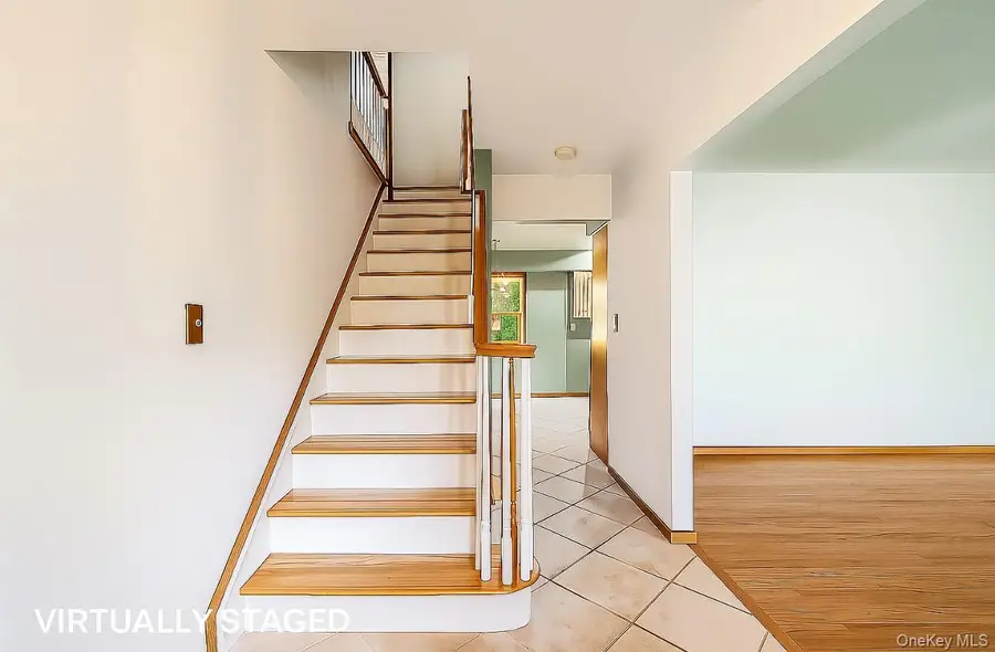 106 Fifty Acre Road S, Smithtown, NY 11787 - Image #2