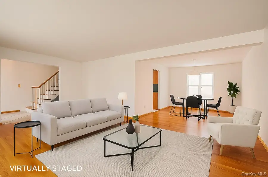 106 Fifty Acre Road S, Smithtown, NY 11787 - Image #3