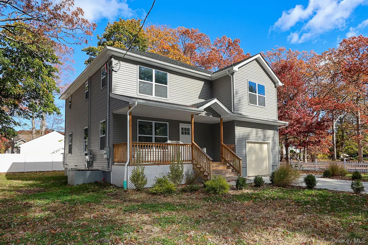 245 New Avenue, Wyandanch, NY 11798 - Image #1