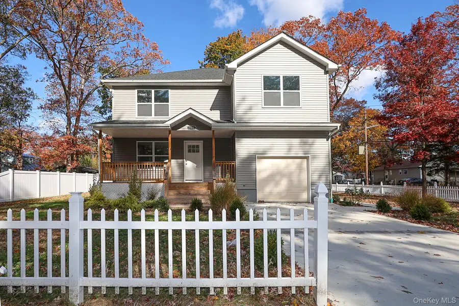 245 New Avenue, Wyandanch, NY 11798 - Image #2