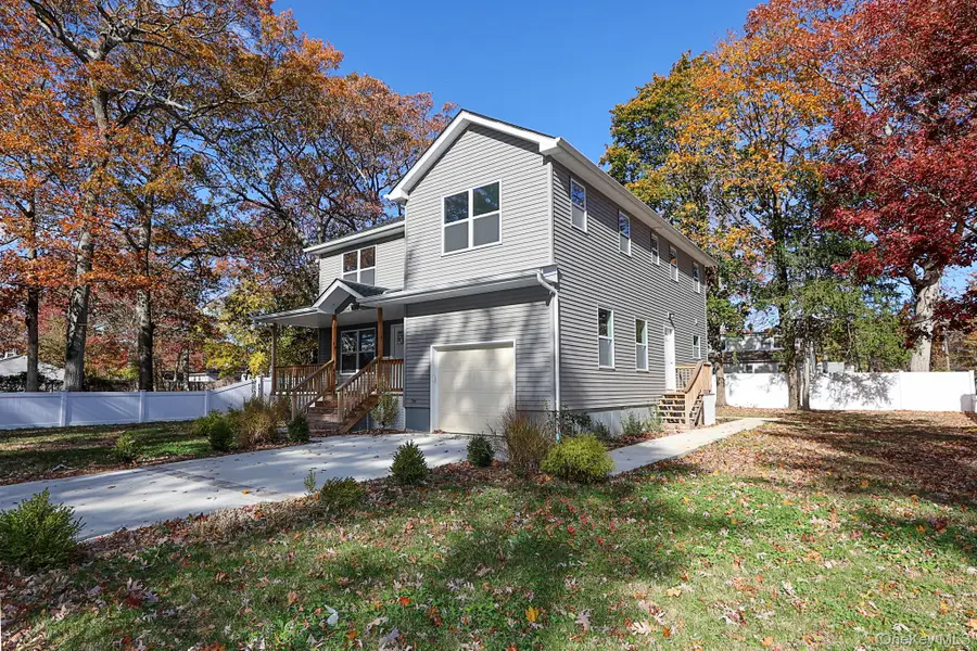 245 New Avenue, Wyandanch, NY 11798 - Image #3