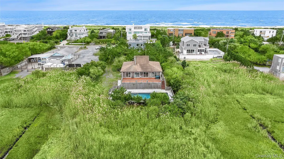 542 Dune Road, Westhampton, NY 11977 - Image #1