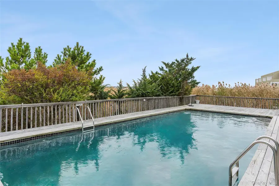 542 Dune Road, Westhampton, NY 11977 - Image #3
