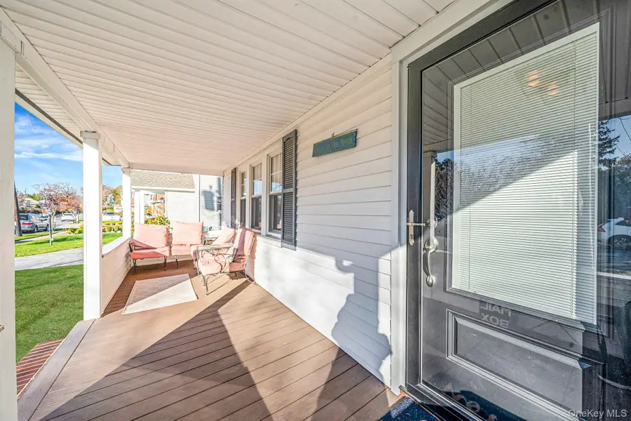 59 Robertson Road, Lynbrook, NY 11563 - Image #3