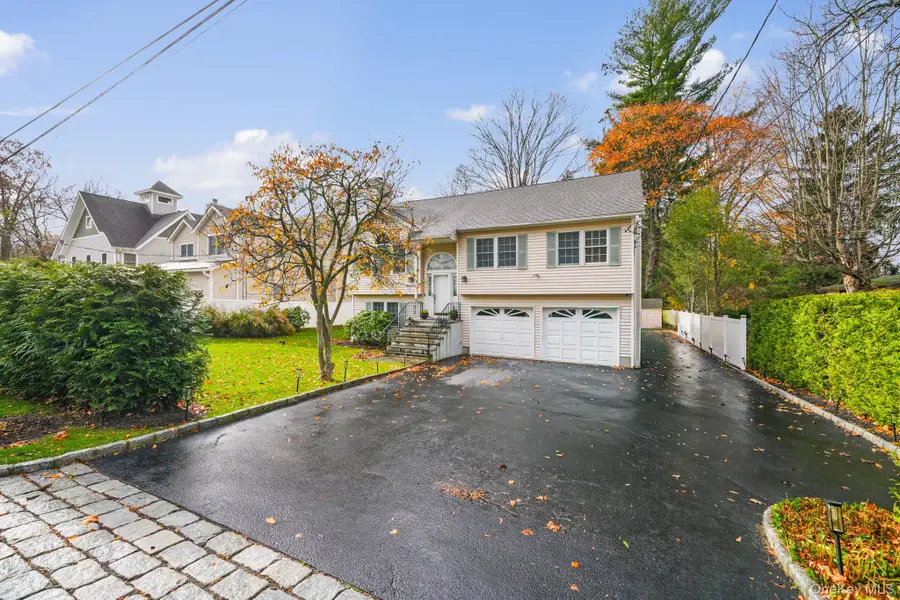 136 Edgewood Avenue, Thornwood, NY 10594 - Image #3