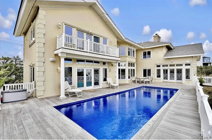 605 Dune Road, Westhampton, NY 11977 - Image #2