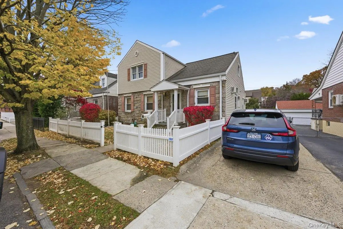 11 Woodbine Street, Yonkers, NY 10704 - Image #1
