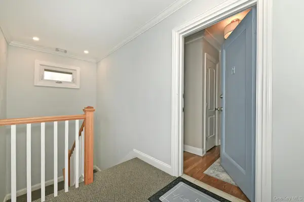 20 Gibson Avenue #3D, Huntington, NY 11743