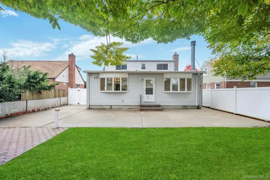 5 Edward Avenue, Hicksville, NY 11801 - Image #3